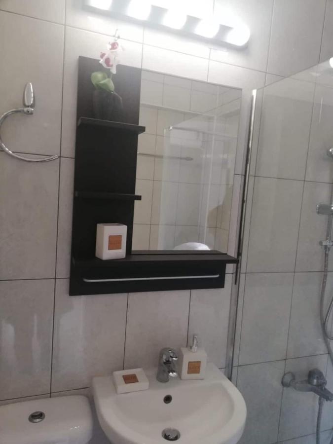 Cozy 1 Bedroom Apartment Close To The Beach Paphos Eksteriør billede