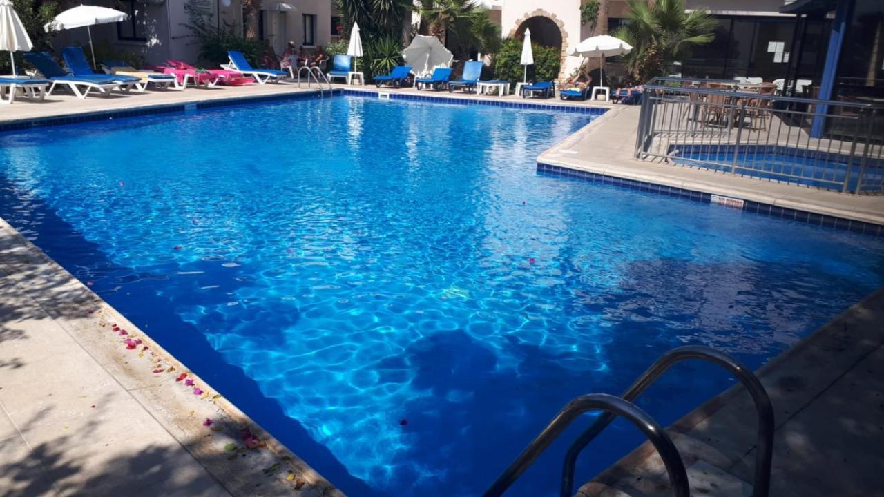 Cozy 1 Bedroom Apartment Close To The Beach Paphos Eksteriør billede